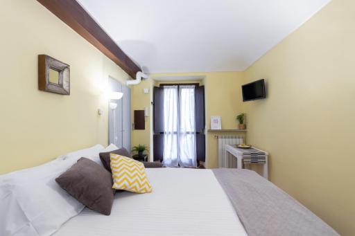 Nizza Studio Apartments by Wonderful Italy - Housity