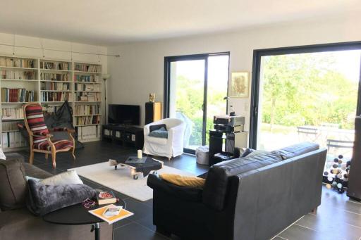 Grande maison contemporaine - Housity