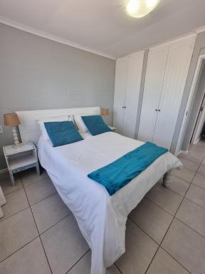 Rustic Hill - Housity