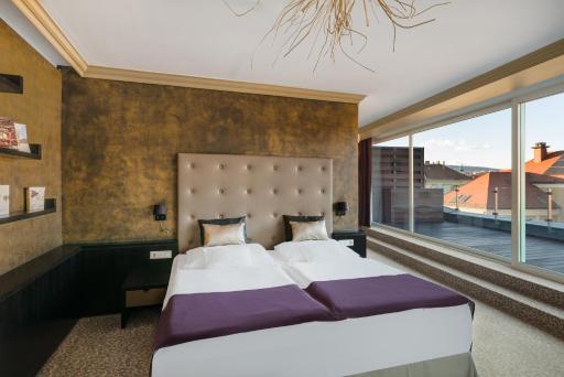 Corso Hotel Pécs - Housity