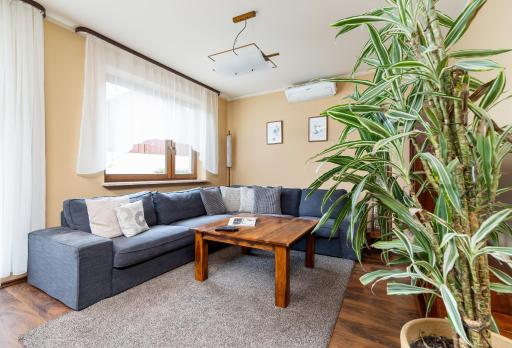 Family House Poreba Cracow by Renters - Housity