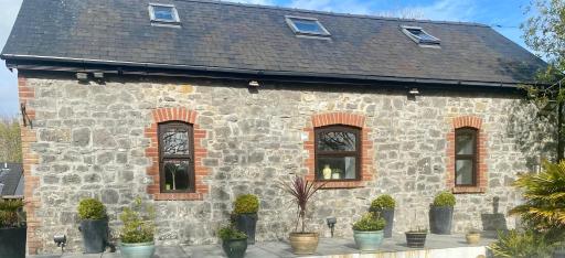 The Old Stables - Housity