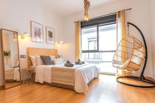 Romantic studio in the center by REMS - Housity