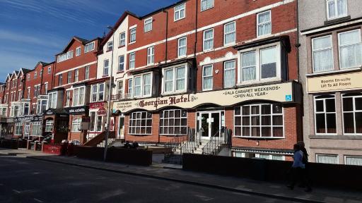 The Georgian Hollies Hotel - Housity
