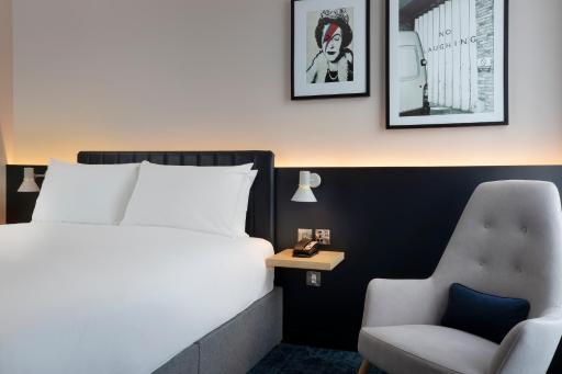 Leonardo Hotel Bristol City - Housity