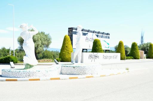 Espectacular Chalet Adosado para Vacaciones en Panorámica Golf Sant Jordi - Housity