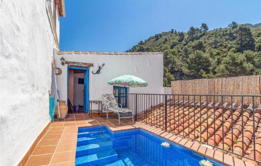 Amazing Home In Cómpeta With Kitchen - Housity