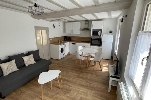 Centre-ville : Maison de charme - Secteur calme - Housity