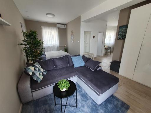 Apartment Danijela - Housity