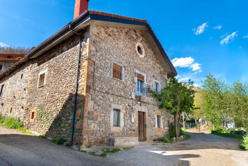 Casa rural El Casar de Espejos I y II - Housity