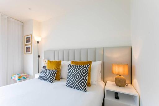 Porto Magic Studio w/ Wi-FI & A/C - Housity