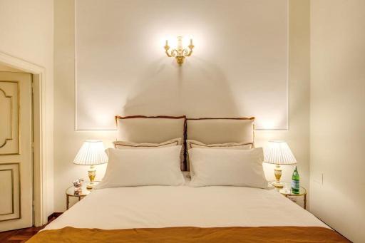 E. Spagna Luxury Apartment - Piazza di Spagna - Housity