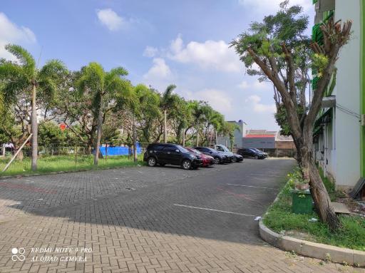 Comfy Emerald Hill Karawang - Housity