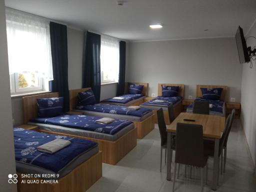 Czerwony Szafir Grodzisk - Housity