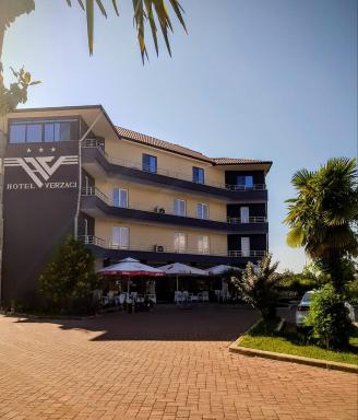 Hotel Verzaci - Housity