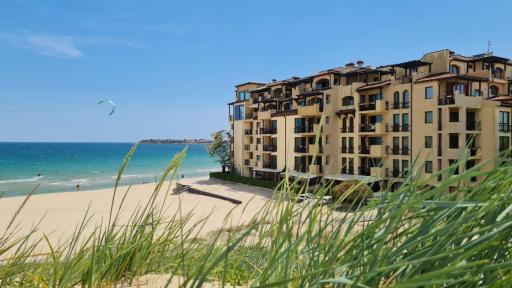 Oasis Beach Studios - Housity