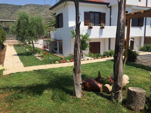 Sperlonga By The Sea - Housity