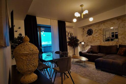 Prime location, Sea view flat near the Beach - Housity