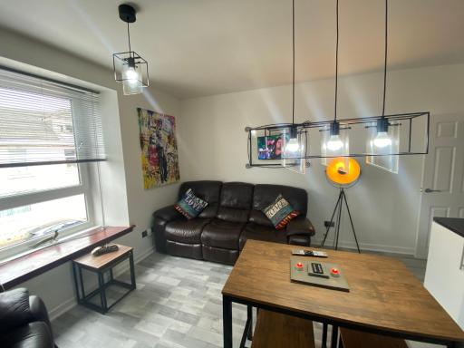 Saltcoats 1bedroom apartment by the sea - Housity