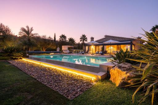 Villa Canacati - Housity