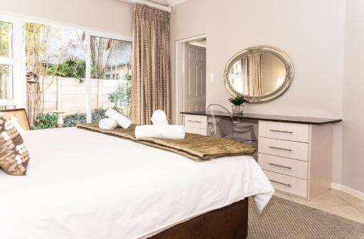 Bela Rini Guesthouse - Housity