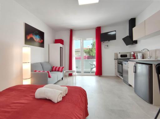 Fantastico studio with balcony - Housity
