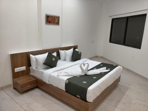 Hotel Fountain Fun - Housity