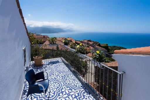 Ispani Inn Resort - Housity