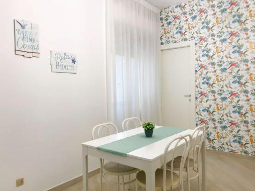 11 at beach - Housity