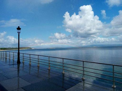 Apartamento frente al mar Playa de Coroso Ribeira - Housity