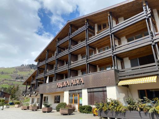 Moderne Ferienwohnung in Laax - Modern apartment in Laax - Housity