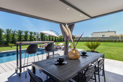 Villa Topaz - Housity