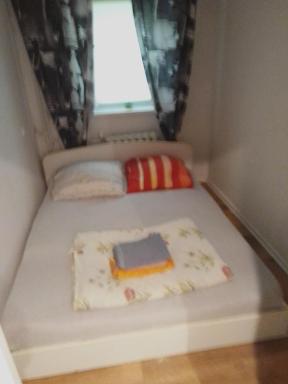 APARTAMENT STARE MIASTO NOCLEGI PŁOCK - Housity