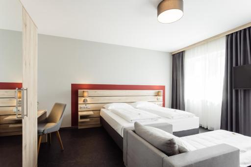 Hotel Smart Liv'in - Housity