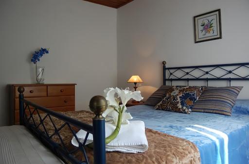 Mosteiros Sea House - Housity