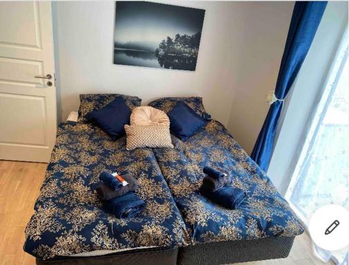 Rest And Relax - Housity