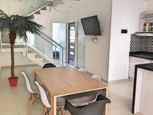 Stunning beach holidays house with 24h security - Housity