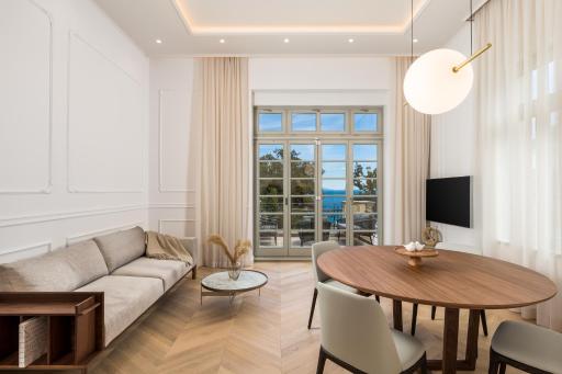 Plaza Apartments - Housity
