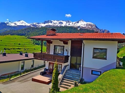 Aira Apart - Housity