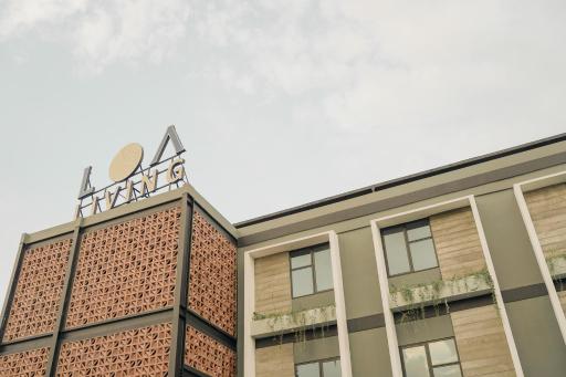 LOA Living Solo Baru - Housity