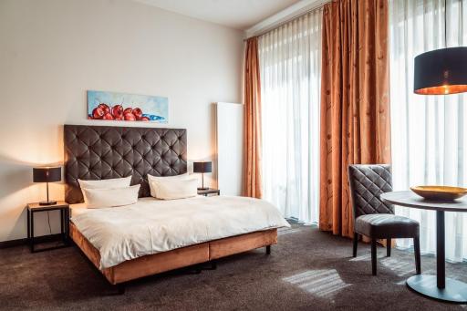 Aparthotel Neumarkt - Housity