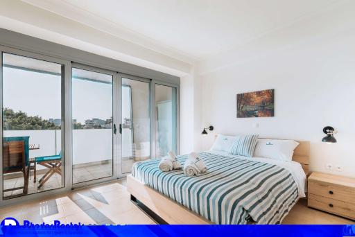 Rhodes Port Haven Suite - Housity