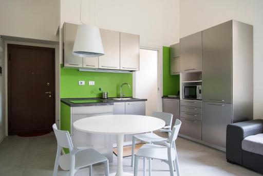 YouHosty - Porpora 149 - Housity
