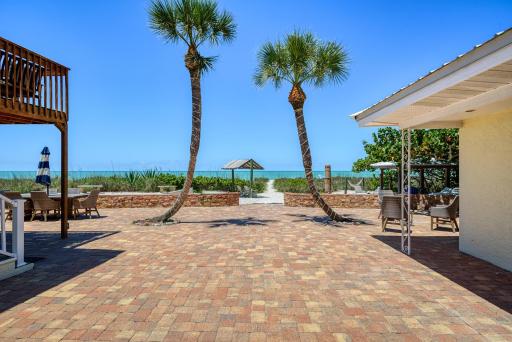 Suntan Terrace - Housity