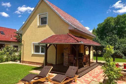 Cédrus Nyaralóház, Gyopárosfürdő - Housity
