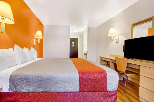 Motel 6-Espanola, NM - Housity