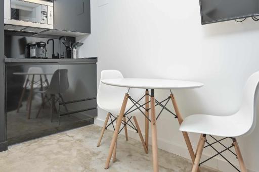 ANDALUCIA Modern & Luxury - Housity