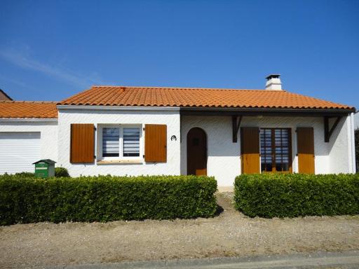 MAISON PROXIMITE COMMERCES - Housity