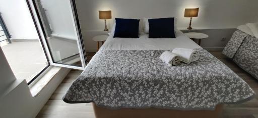 Nazaré Historic Beach House-1 minute to the beach - Housity