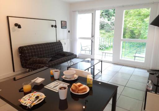 La Poterie - Appartement avec balcon et parking privé - Housity